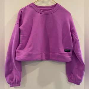 Calvin Klein Cropped Sweatshirt